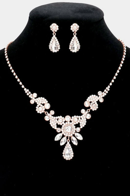 Emprada Accessories Rose Gold Floral Detail Rhinestone Necklace 1 Emprada Accessories Rose Gold Floral Detail Rhinestone Necklace