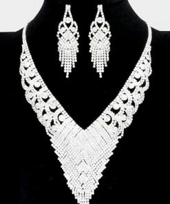 Emprada Accessories Chevron Silver Detailed Rhinestone Necklace & Earrings Set