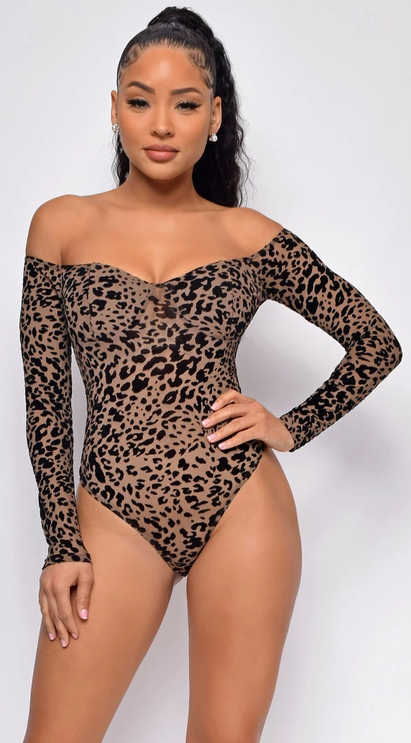 Emprada Adaliah Leopard Print Brown Off Shoulder Bodysuit 1 Emprada Adaliah Leopard Print Brown Off Shoulder Bodysuit