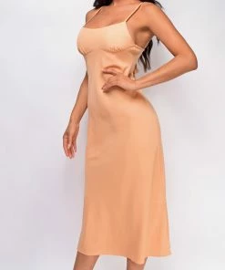 Emprada Selena Dusty Orange Midi Dress Dresses