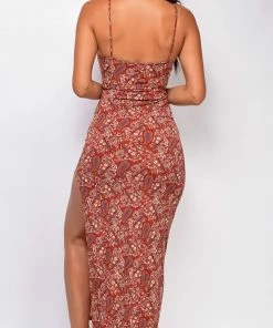 Emprada Viviana Red Rust Paisley Print Cut Out Maxi Dress 5 Emprada Viviana Red Rust Paisley Print Cut Out Maxi Dress